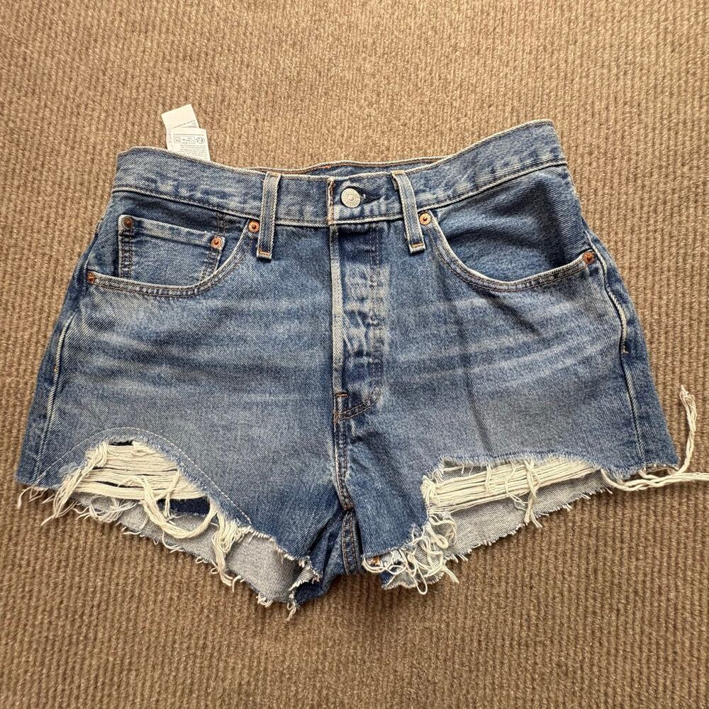 Levi’s 501 Original Short Cut Off Denim High Waisted size 30